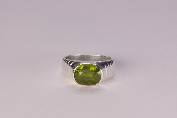 Peridot Ring/ Silver